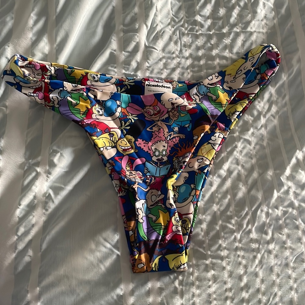 Nickelodeon bikini bottom